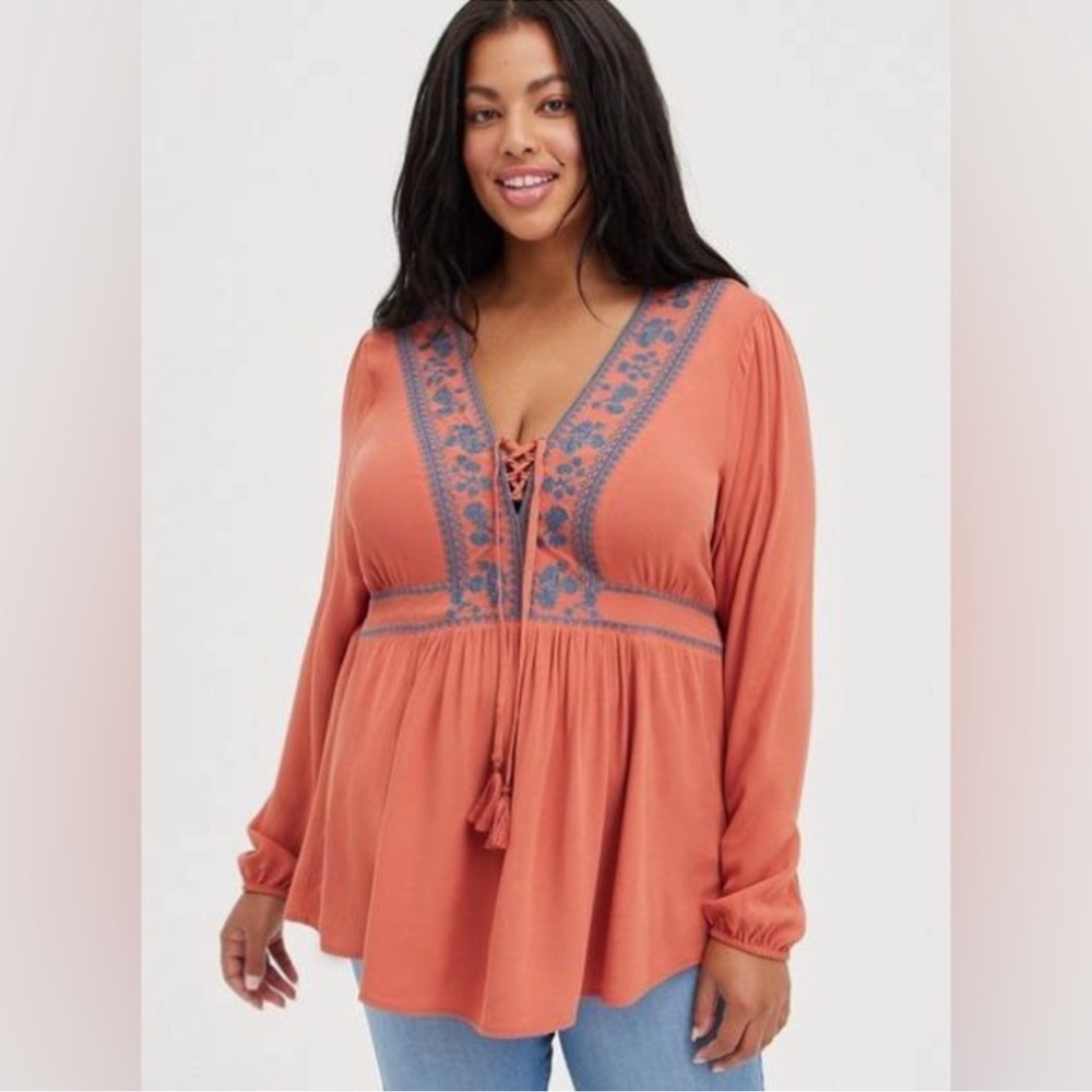 Torrid Babydoll Rayon Crepe Embroidered Lace-Up Top Sz 1X